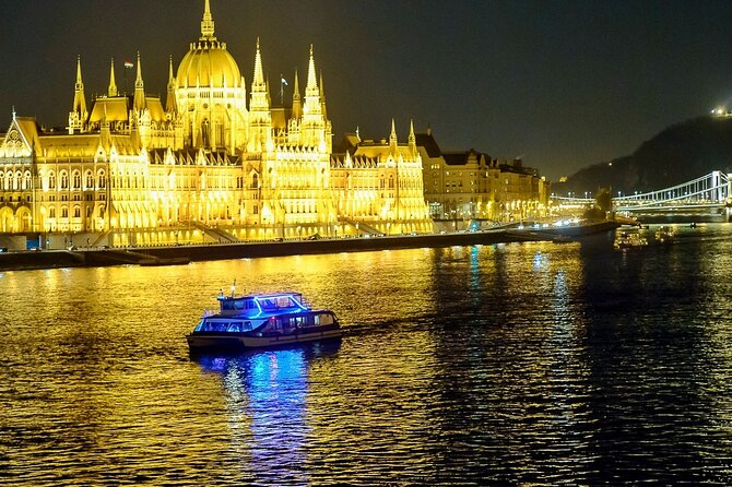 Budapest Drinks and Piano Show Cruise - Parliament, bridges, and the best river views