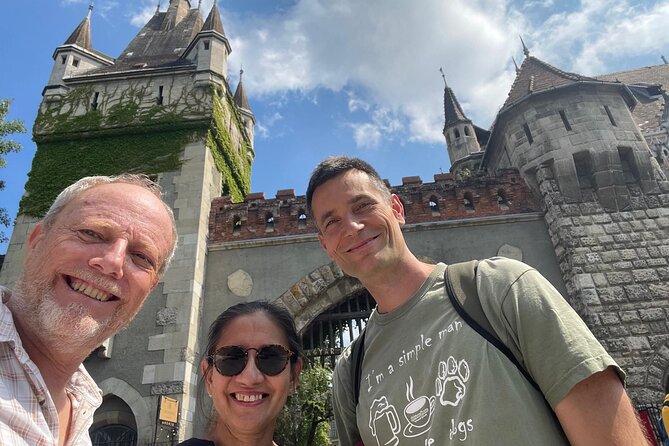 Budapest Essential Walk&Food tasting - Europe’s first underground to Heroes’ Square