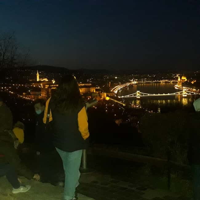 Budapest: Evening Castle Hill Tour with Fishermen's Bastion - Key Details Before You Book