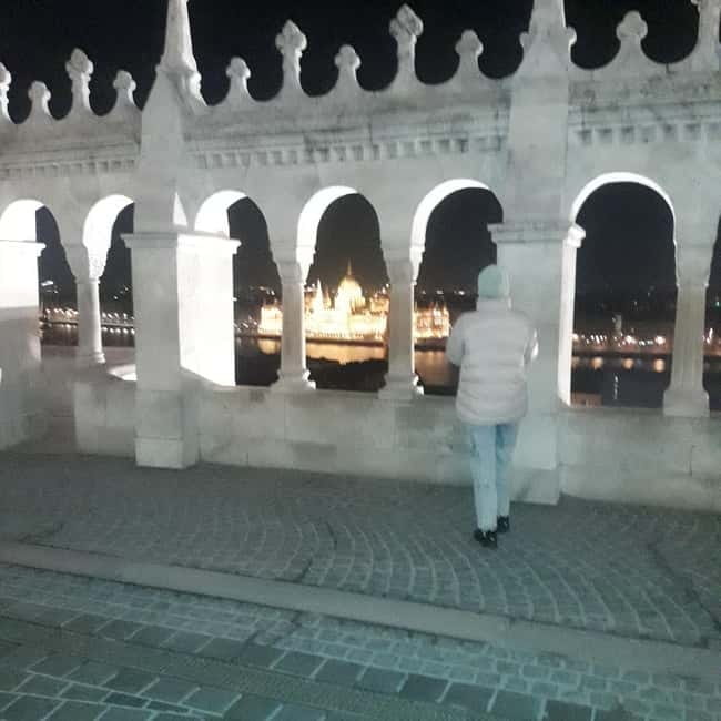 Budapest: Evening Castle Hill Tour with Fishermen's Bastion - Fisherman’s Bastion and Budapest’s Best Evening View