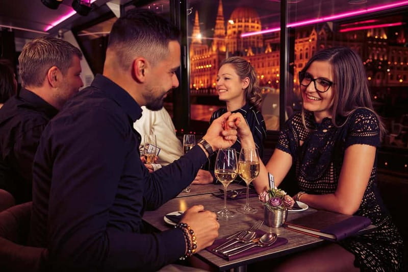 Budapest: Evening Cruise with 4-Course Dinner - The route from Gellért Hill to Parliament