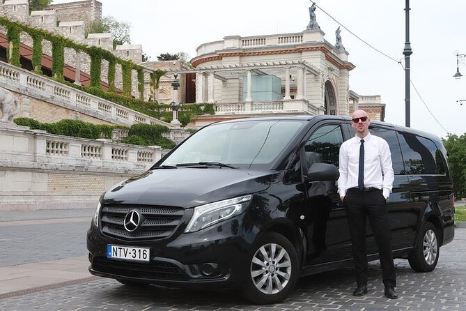 Budapest Evening Sightseeing Cruise with your own Chauffeur - Why the Danube is the right place to see Budapest at night