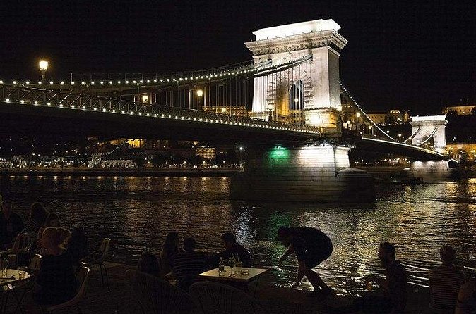 Budapest Evening Sightseeing Cruise with your own Chauffeur - Buda Castle and Fisherman’s Bastion complete the skyline