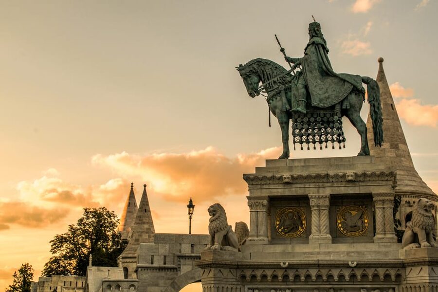 Budapest exploration for solo travelers with local companion - Fisherman’s Bastion and the best photo pauses