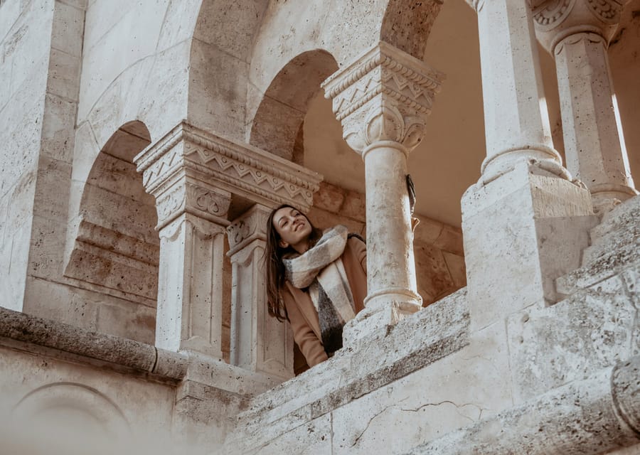 Budapest: Fast Private Photoshoot at Fisherman's Bastion - Why Fisherman’s Bastion works so well for photographs