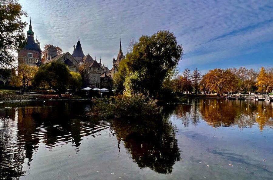 Budapest Full-Day Private Guide Services - Who will get the most from this private tour