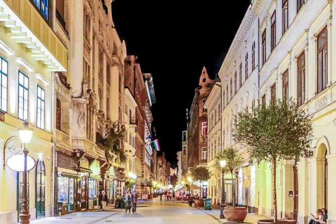 Budapest Ghost Quest: Self-Guided Haunted City Adventure - A museum stop adds clues and local atmosphere