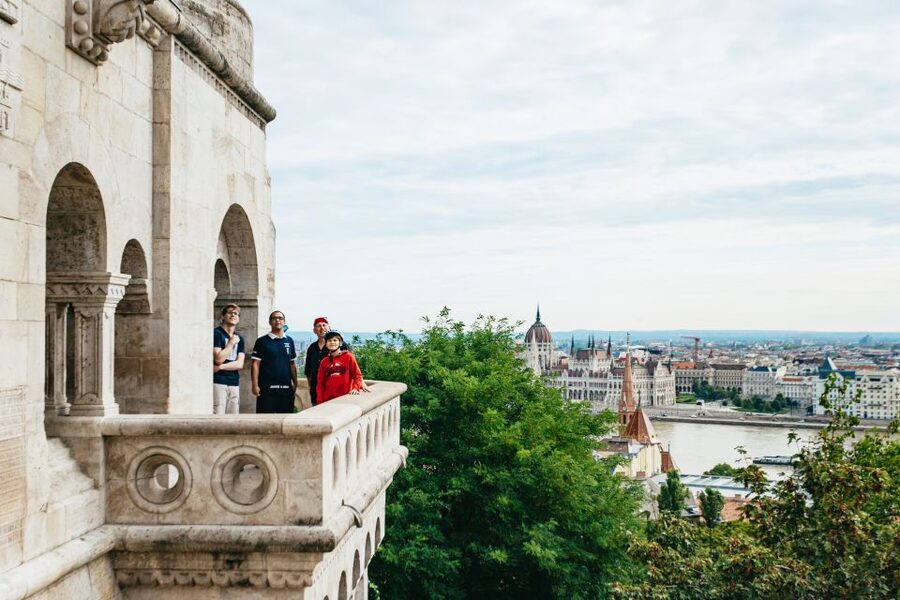 Budapest: Grand Sightseeing Bike Tour - Parliament, Freedom Square, and St. Stephen’s Basilica