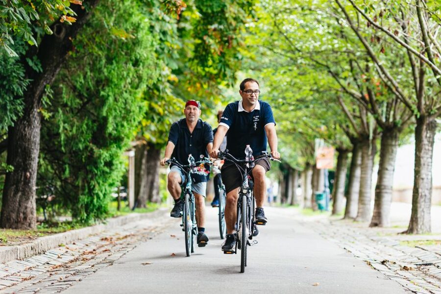 Budapest: Grand Sightseeing Bike Tour - Andrássy Avenue and the city’s grandest addresses
