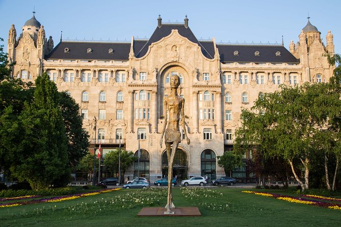 Budapest Grand Walk - The Danube promenade and the Shoes on the Danube