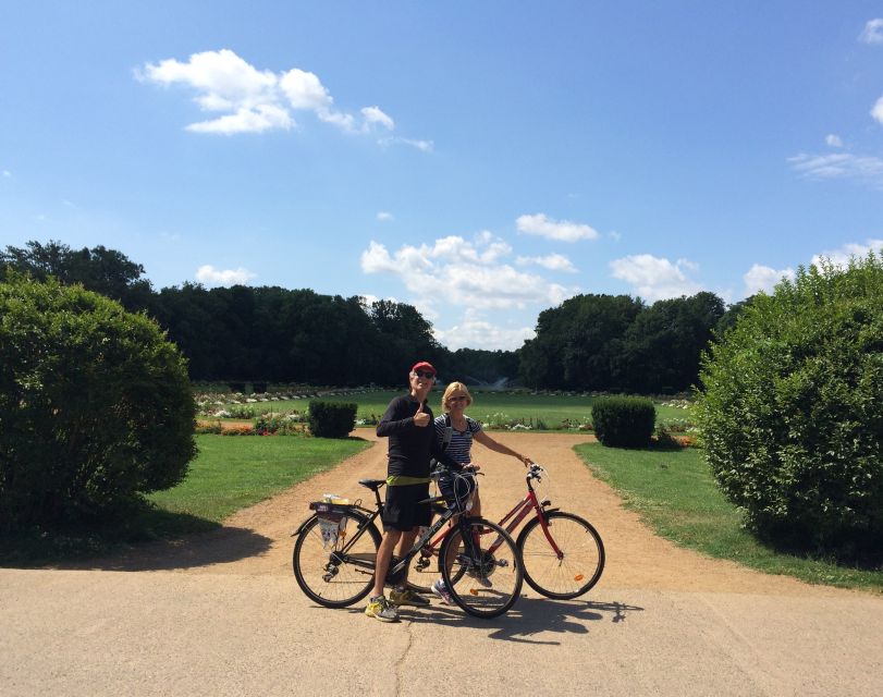Budapest: Guided Bike Tour Plus - Along the Danube to Elizabeth Bridge and Chain Bridge
