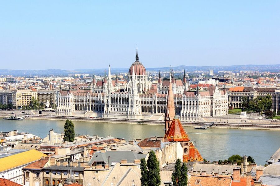 Budapest: Guided City Tour by E-Bike - St Stephen’s Basilica, Liberty Square, and Parliament views