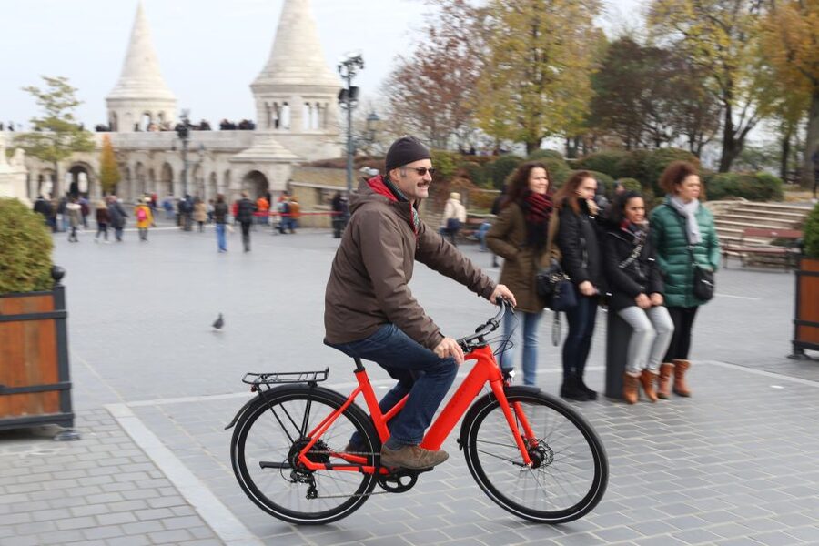 Budapest: Guided Downtown Electric Bike Tour - Why an e-bike makes sense in Budapest