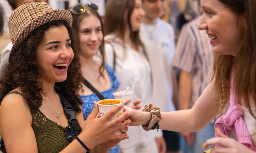 Budapest: Guided Food Tour with Wine, Beer, and Shots - District 7 and the walk toward Andrássy Avenue