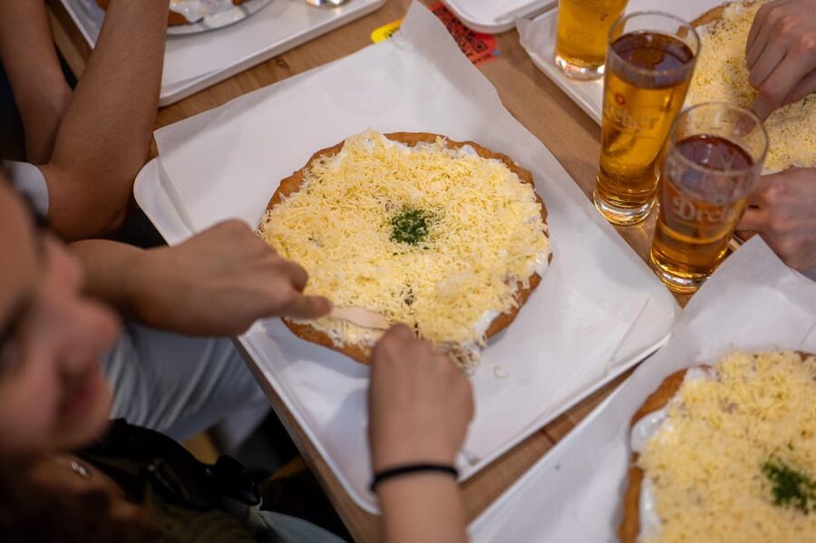Budapest: Guided Food Tour with Wine, Beer, and Shots - Wine, beer, pálinka, and alcohol-free choices