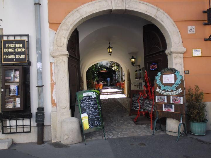 Budapest: Half-Day Highlights Small Group Private Tour - Is $223 Per Person a Fair Price?