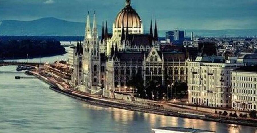 Budapest: Half-Day Highlights Small Group Private Tour - Who Will Get the Most From This Experience?