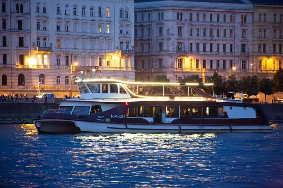 Budapest: Happy Hour Sightseeing Cruise - Margaret Bridge and the changing view of Budapest