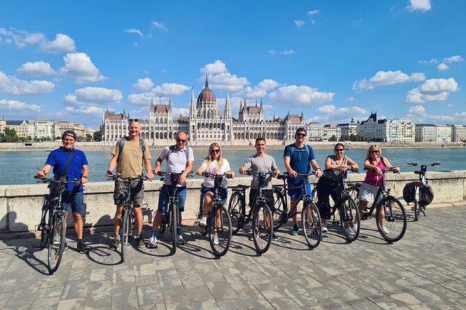 Budapest Highlights Bike Tour with a local guide - Szabadság tér and the Soviet memorial