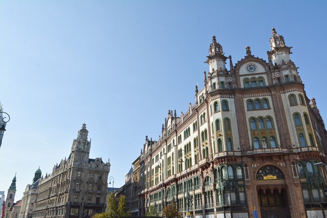 Budapest Highlights Private Bike Tour - Vajdahunyad Castle and Szechenyi Baths in City Park