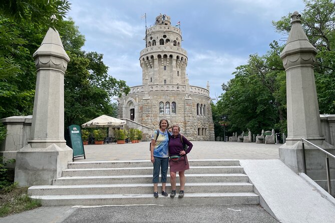 Budapest Hike - A picnic lunch on the trail