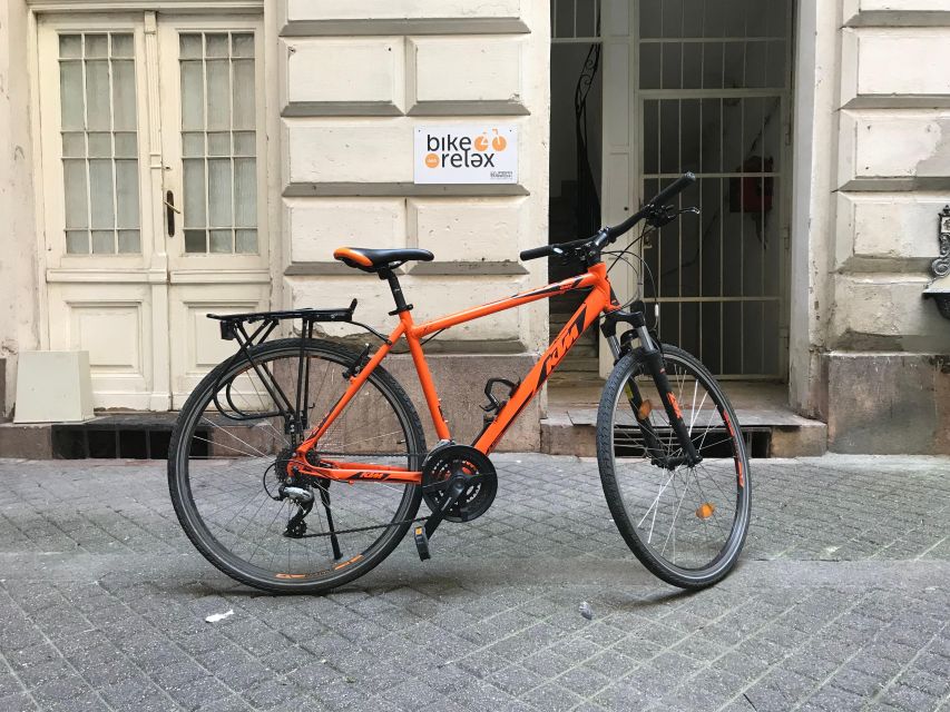 Budapest: Historic Downtown Bicycle Ride with Scenic Views - City Park brings castles, baths, and open space