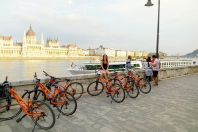 Budapest Historic Downtown Bicycle Tour in small groups