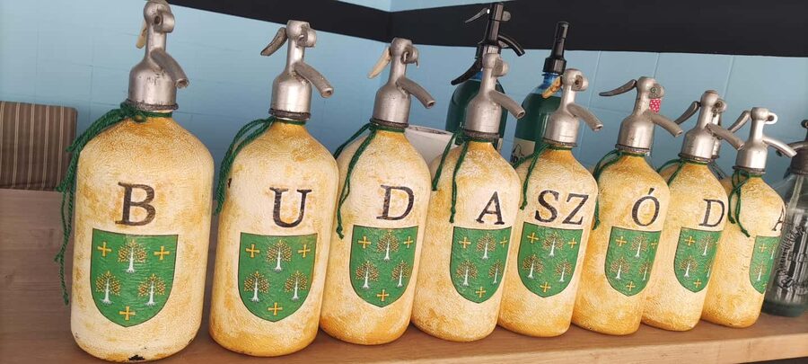 Budapest: Hungarian Cuisine in the Market Hall (german) - Three digital guides add value after the tour