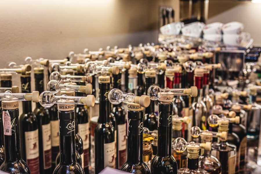Budapest: Hungarian Whisky, Gin, and Pálinka Tasting - Practical details that matter