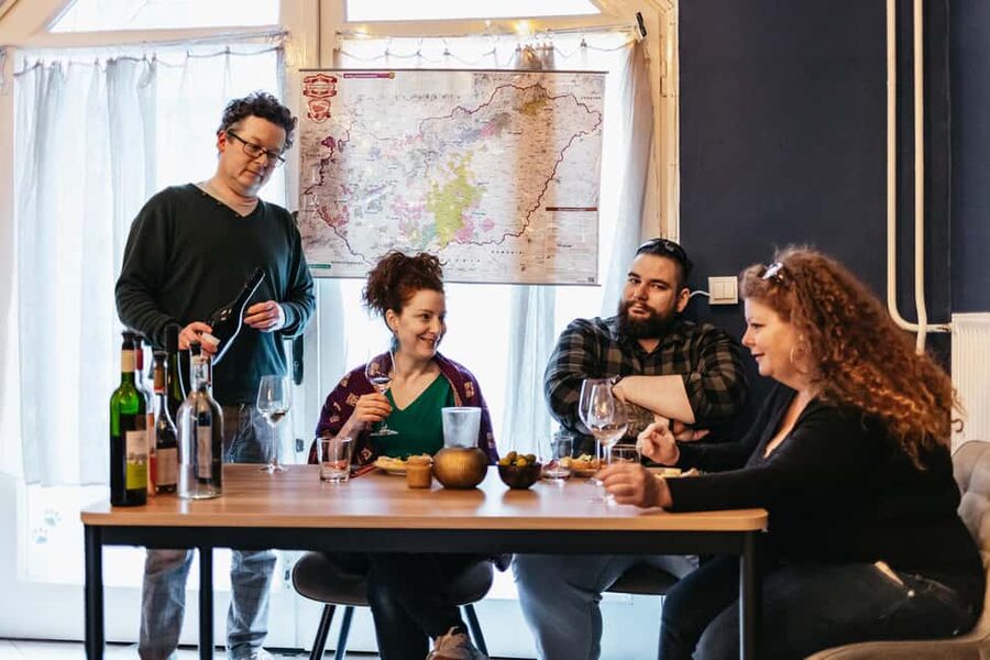 Budapest: Hungarian Wine Tasting with 7 Wines and Tapas - Meeting at Wine the Gap in central Budapest