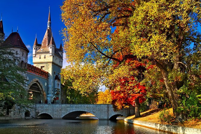 Budapest in a Day Private Luxury Sightseeing Tour - Gellért Hill delivers the best city view