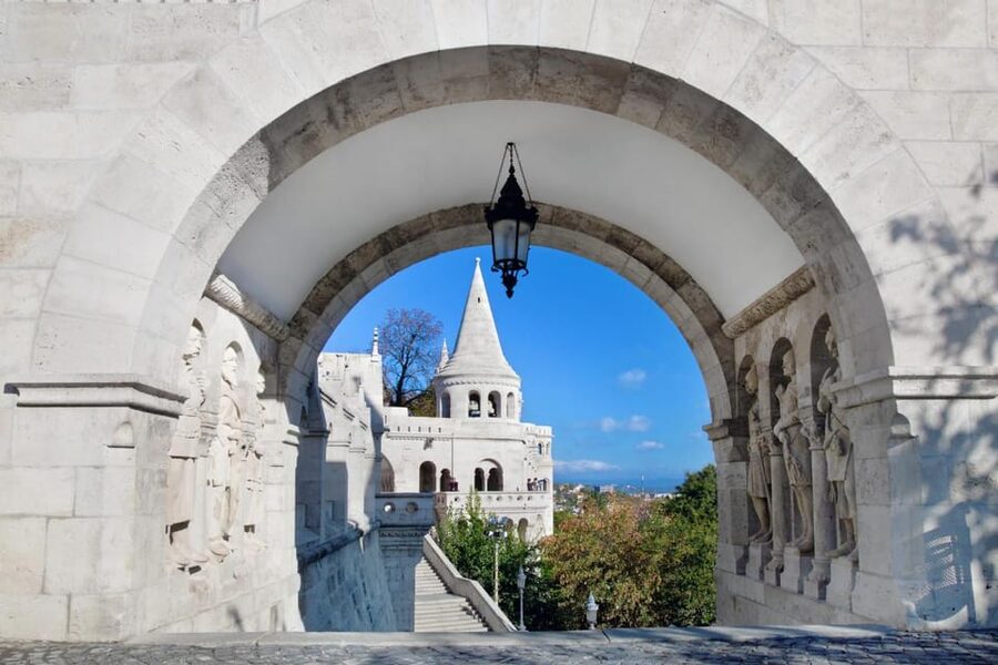Budapest: Insta-Perfect Walk with a Local - Key details that shape the walk