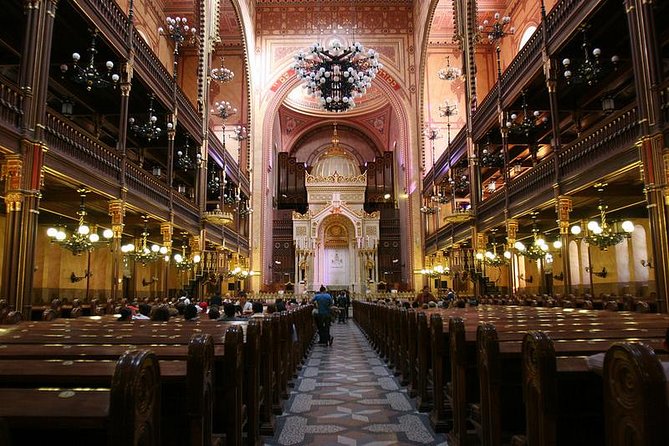 Budapest Jewish Heritage Memorial Walking Tour & Synagogue Entry - Why Budapest’s Jewish quarter deserves three hours
