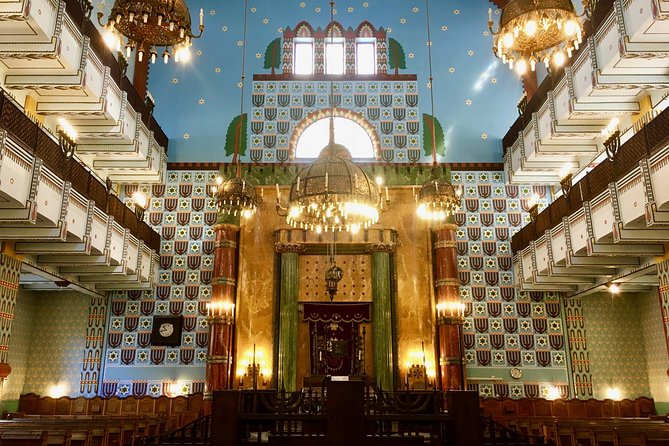 Budapest Jewish Heritage: Synagogues, Shoes, Secrets & Flódni - Flódni and the taste of Jewish Budapest