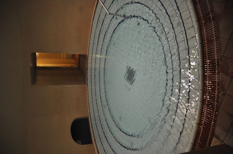 Budapest: Lukács Thermal Bath Full-Day Spa Ticket - What happens when you arrive