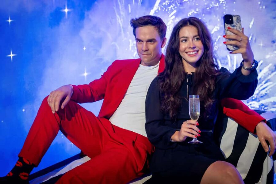 Budapest: Madame Tussauds Entry Ticket - The Celebrity Rooms: Music, Film, and Television