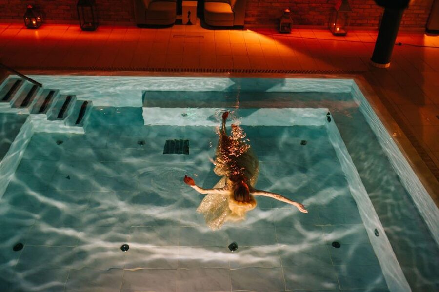 Budapest: Mandala Day Spa & Luxury Pool Experience - The Four Pools and Temperature Circuit