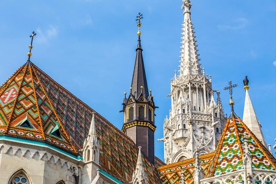 Budapest: Matthias Church Entry Ticket - When to go for light and fewer people