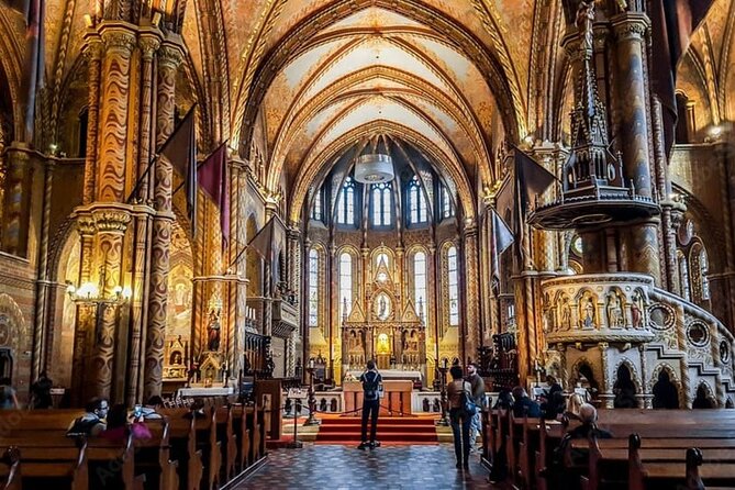 Budapest: Matthias Church Entry Ticket - Entering the church and finding your way around