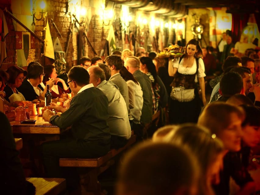 Budapest: Medieval Dinner Show with Drinks - Swords, jugglers, fire, and dancing between courses