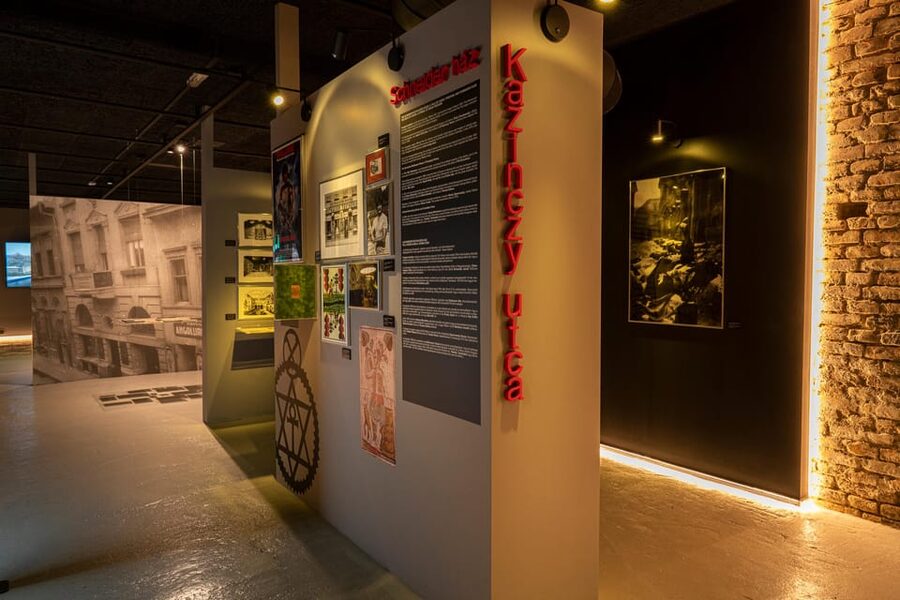 Budapest: Mika Tivadar Secret Museum Entry Ticket - Using the audio guide on your own phone