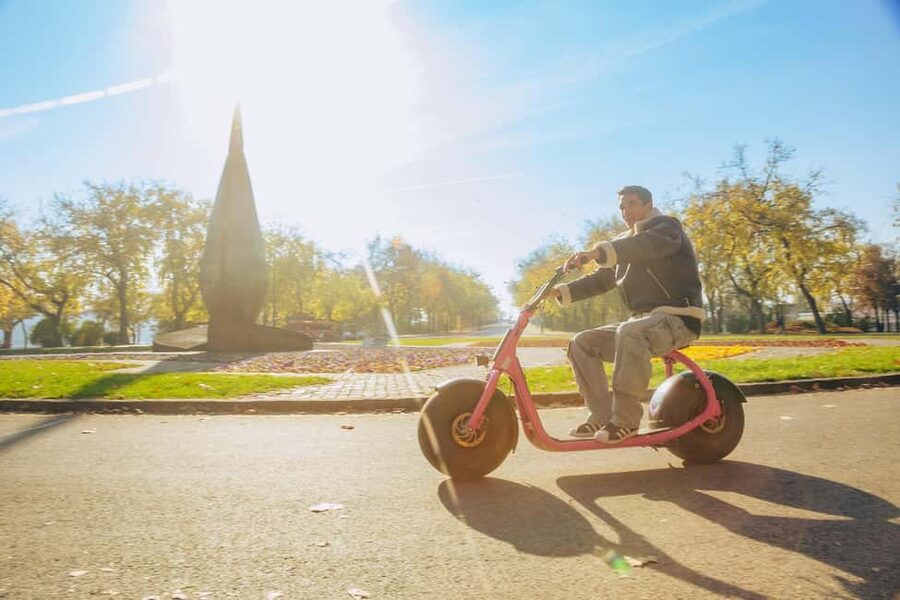 Budapest: MonsteRoller E-Scooter Tour - Margaret Island: the gentler side of the route