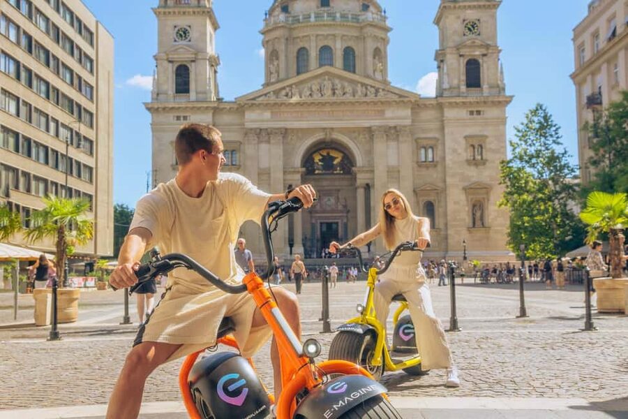 Budapest: MonsteRoller E-Scooter Tour - Castle-area rides and evening atmosphere