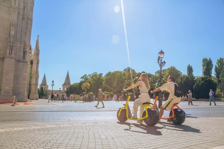 Budapest: MonsteRoller E-Scooter Tour - The guides make the difference