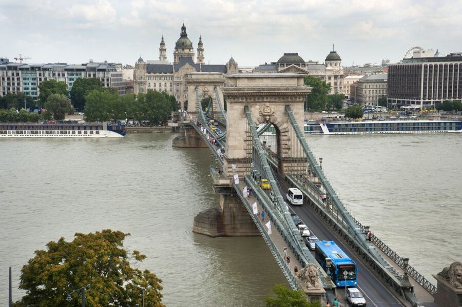 Budapest: Multilingual Highlights Tour - Is $41 a fair price?