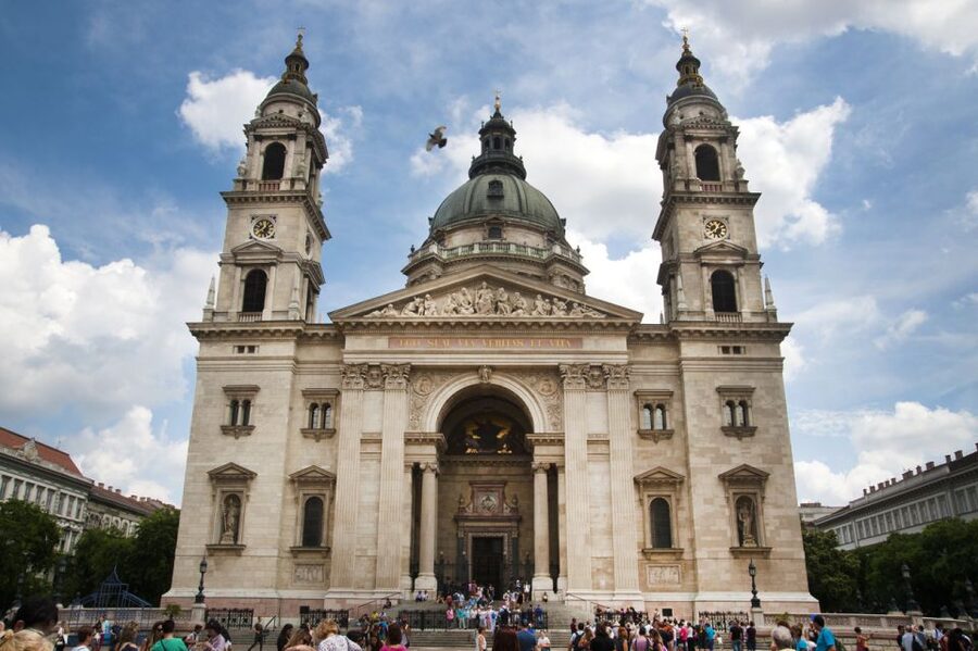 Budapest: Multilingual Highlights Tour - Liberty Square and Budapest’s difficult memories