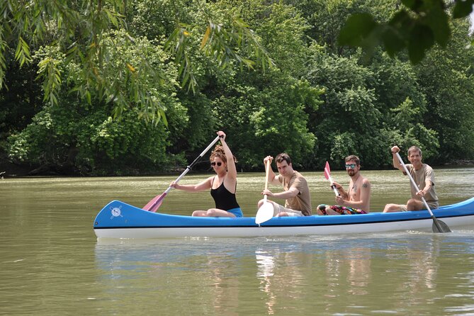 Budapest North Canoe Trip - Starting with safety, paddles, and a canoe lesson