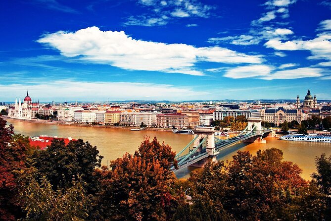 Budapest Overview Private tour - Strudel House supplies a welcome pause