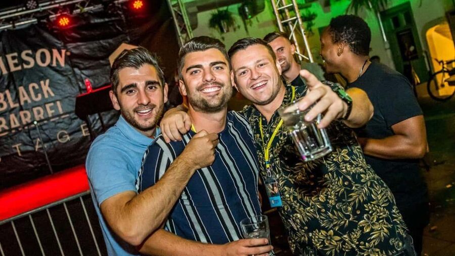 Budapest: Party District Bar-Hop with 2hr Unlimited Drinks - Who Will Enjoy This Crawl Most?