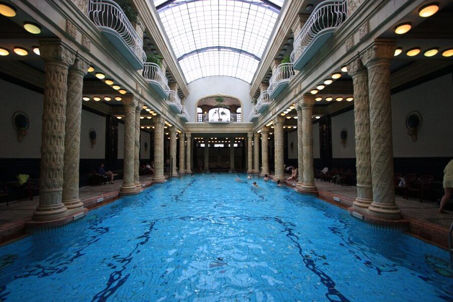 Budapest: Private 3-hour Guided City Tour by Bus - Heroes’ Square and Budapest’s City Park